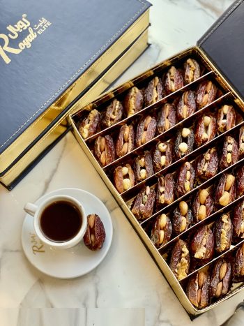علبة جلد رويال مجدول بريميوم مكسرات 42ق